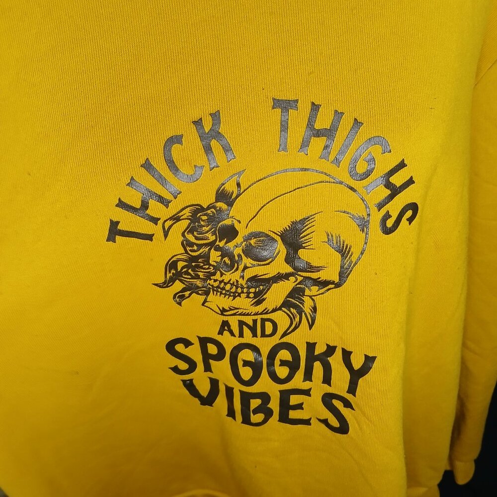 SHEIN Curve 2XL "Thick Thighs and Spooky Vibes" Graphic Sweatshirt